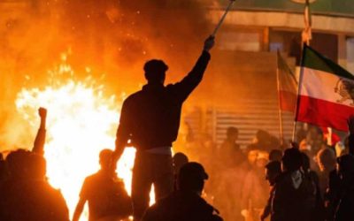 Quando il lutto diventa politica: la rivolta “stratificata” dell’Iran e i suoi possibili scenari